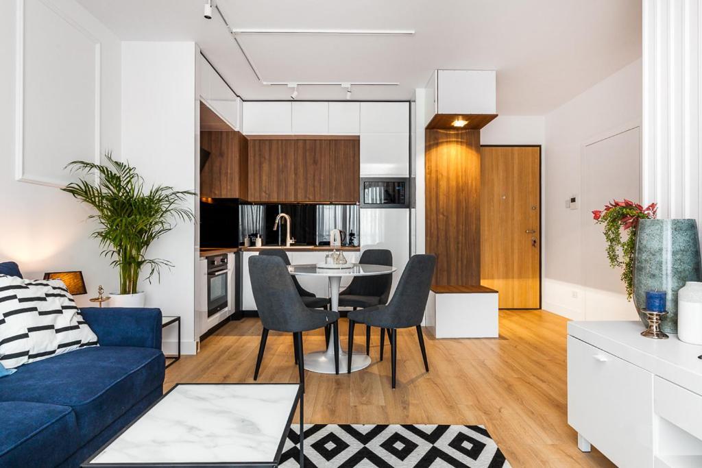 "Nowy Apartament" Sypialnia , Garaz, 1500 M Od Morza, Netflix Gdansk Bagian luar foto